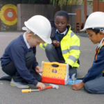 Children playing (construction)